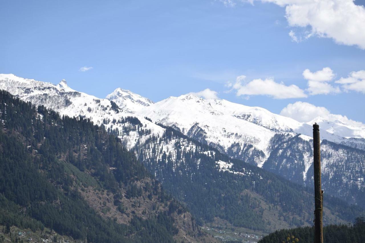 Bros Hostel Manali Exterior foto